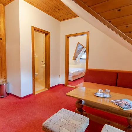 Strachanovka - Janska Koliba Hotell
